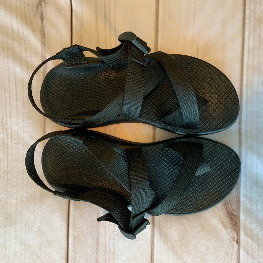 Black Chaco Z/2 Classic Size 7